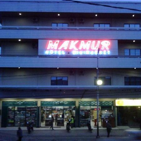 Hotel Makmur Tarakan Kültér fotó