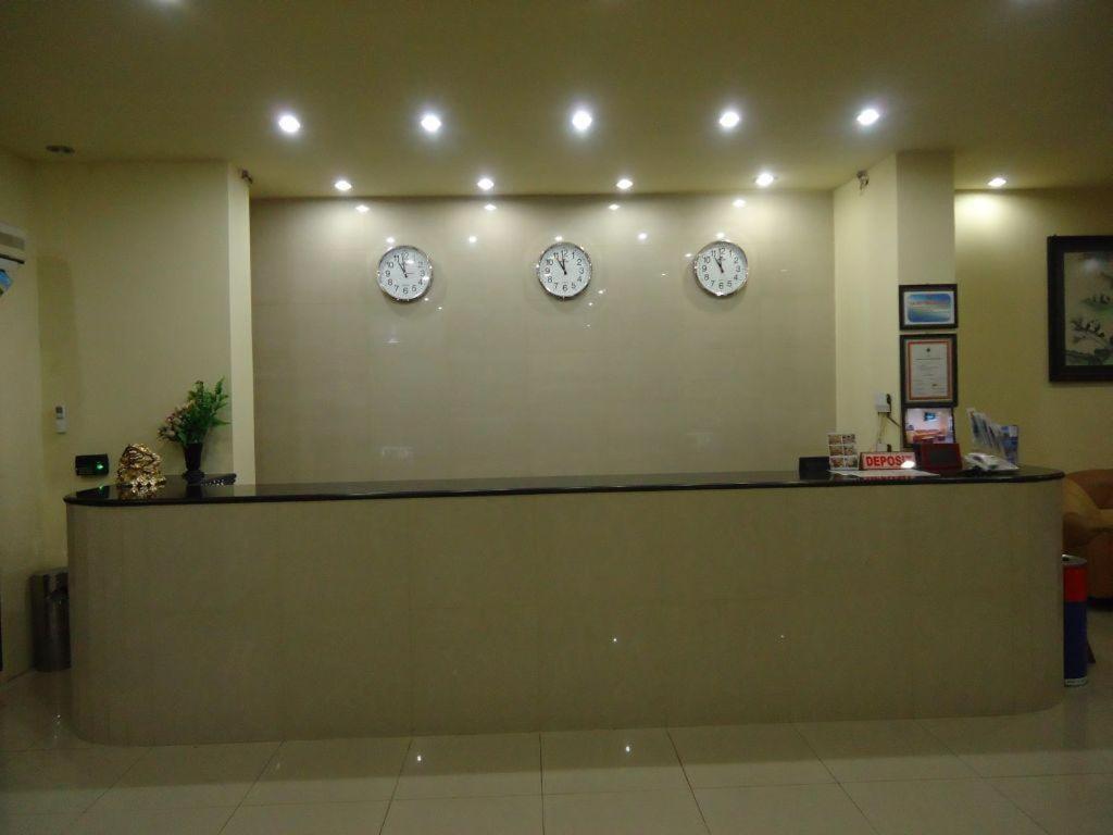 Hotel Makmur Tarakan Kültér fotó