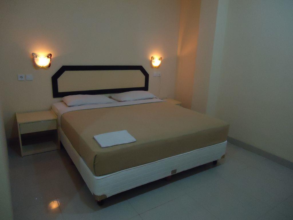 Hotel Makmur Tarakan Kültér fotó